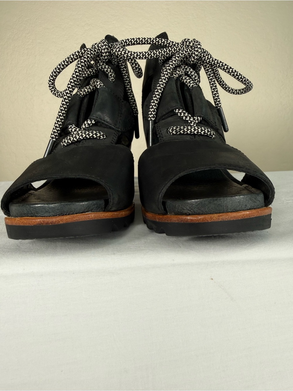 Sorel Joanie II Black Leather Lace Up Wedge Sandals Size 6 - Picture 5 of 15